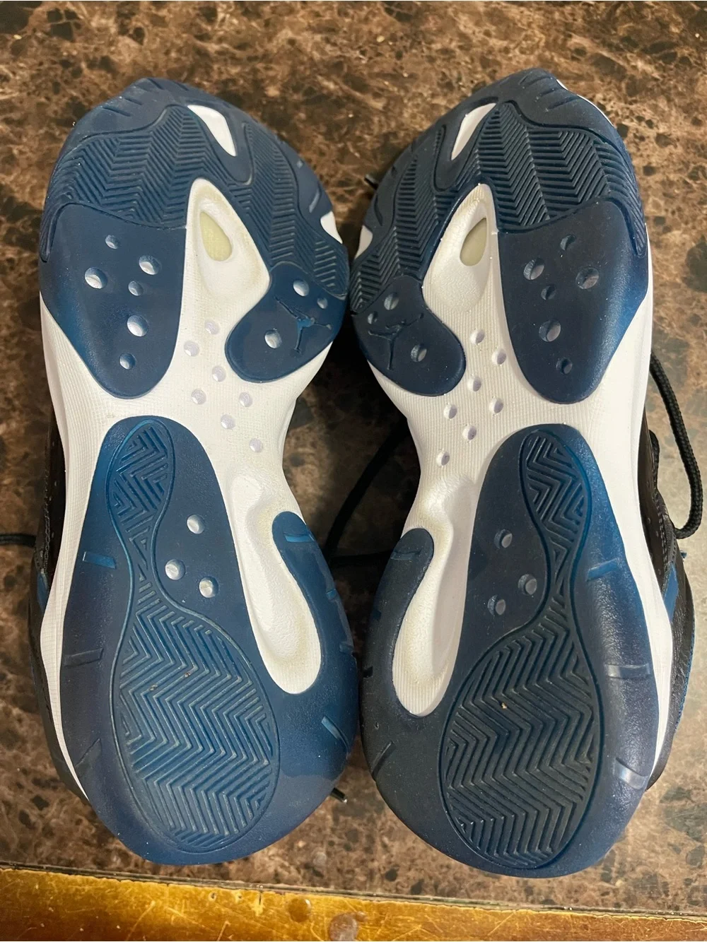 Jordan sleek sneakers